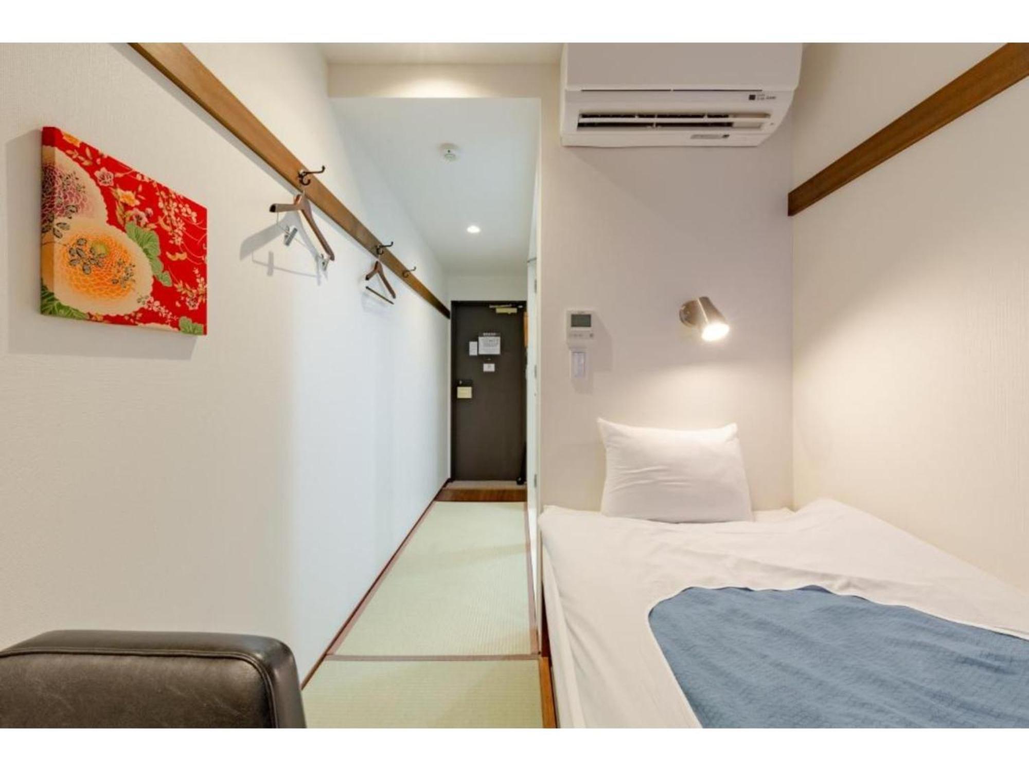 Emit Shibuya - Vacation 40888v * Tokyo prefektur